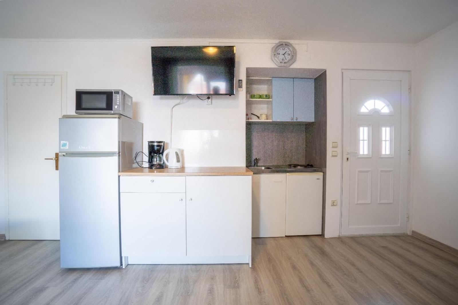 Apartments Pavic Vir Εξωτερικό φωτογραφία